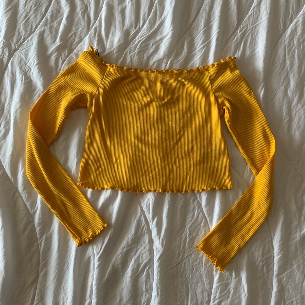 Sexy off the shoulder yellow crop long sleeve